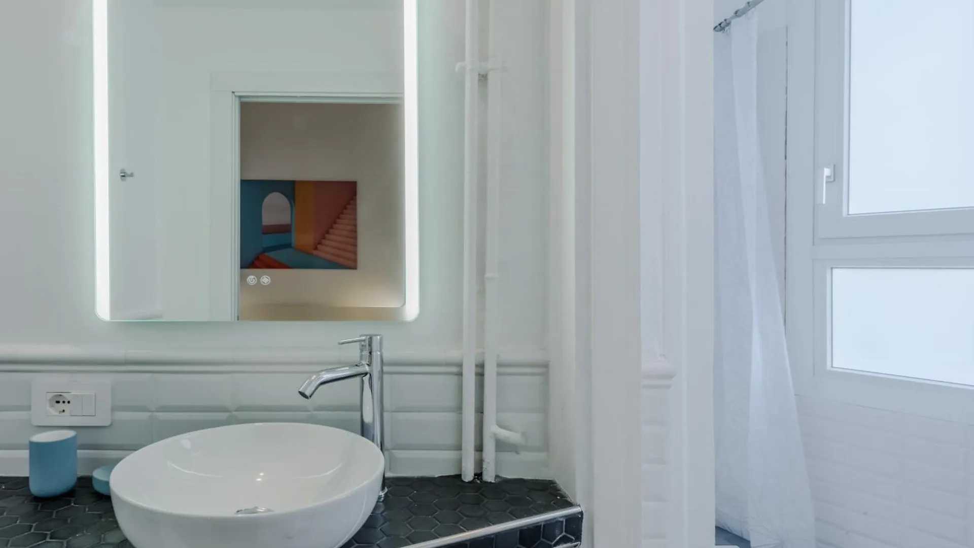 New And Functional Apartments Near The Metro Milan