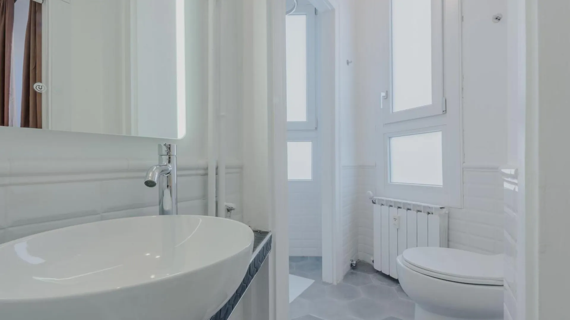 New And Functional Apartments Near The Metro Milan