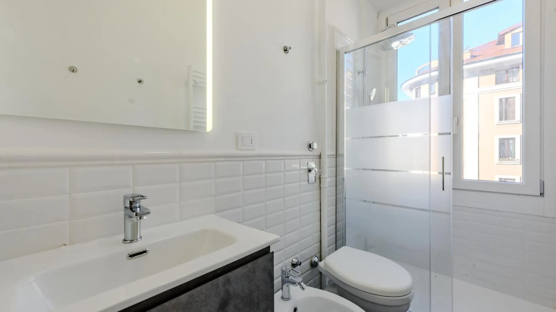 New And Functional Apartments Near The Metro Milan Italy