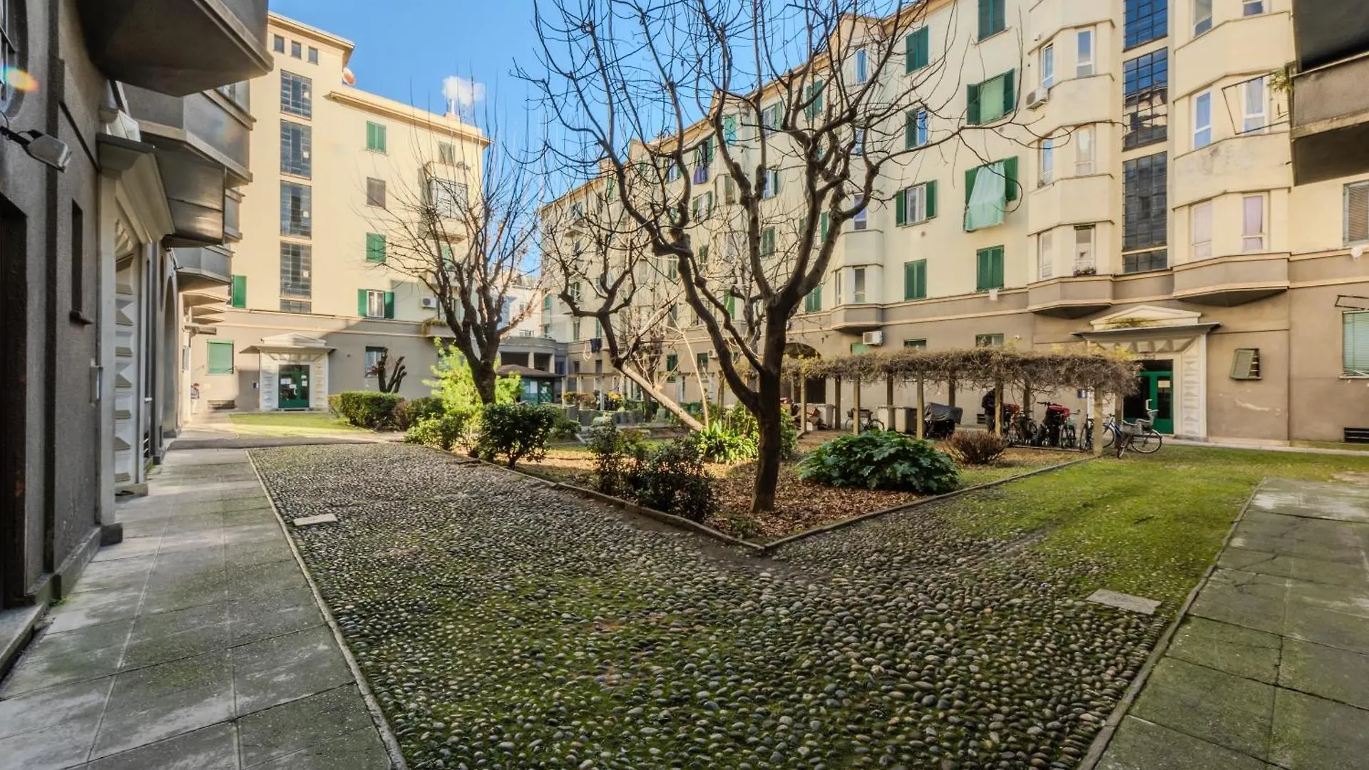 New And Functional Apartments Near The Metro Milan
